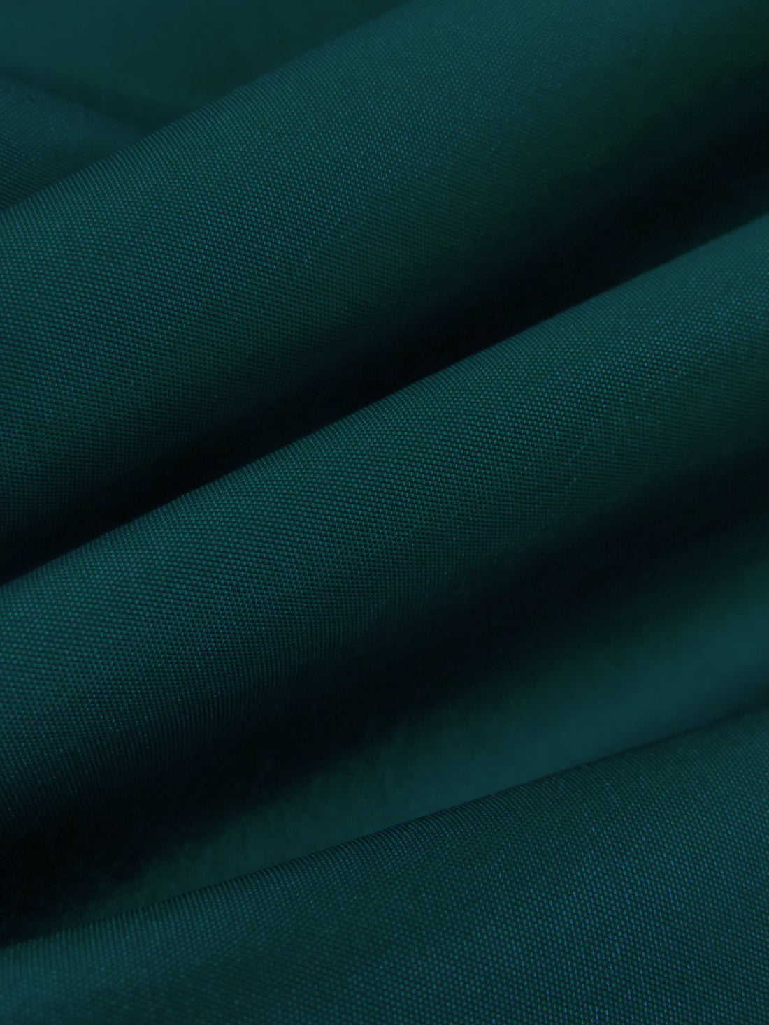 Midnight Teal 100% Polyester Iridescent Taffeta - NY Designer - 60W