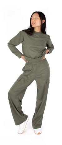 Jalie Patterns - Roxanne Cargo Shorts & Sweatpants #4457 - Women/Girls Sizes