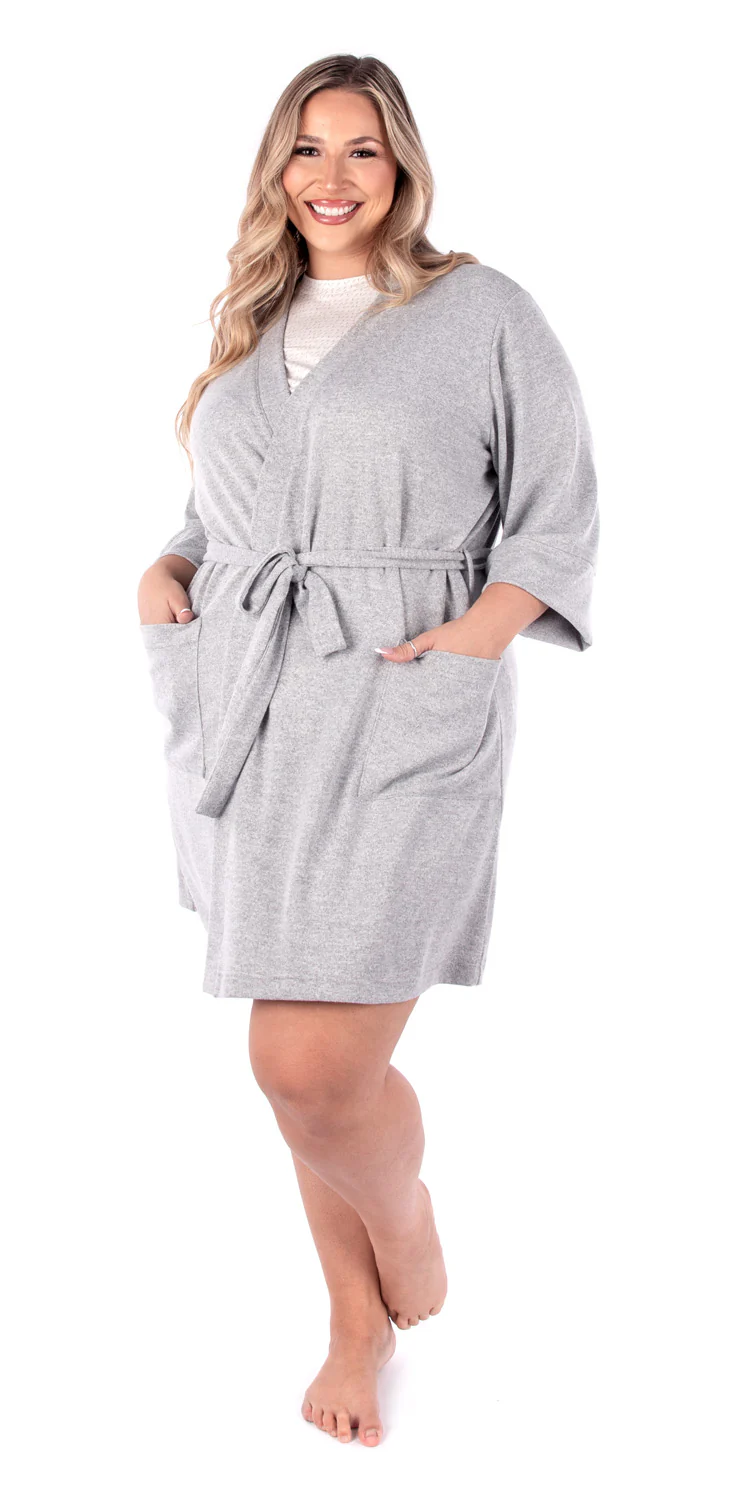 Jalie Patterns - Solene Lounge Robe #4461 - Women/Girls Sizes