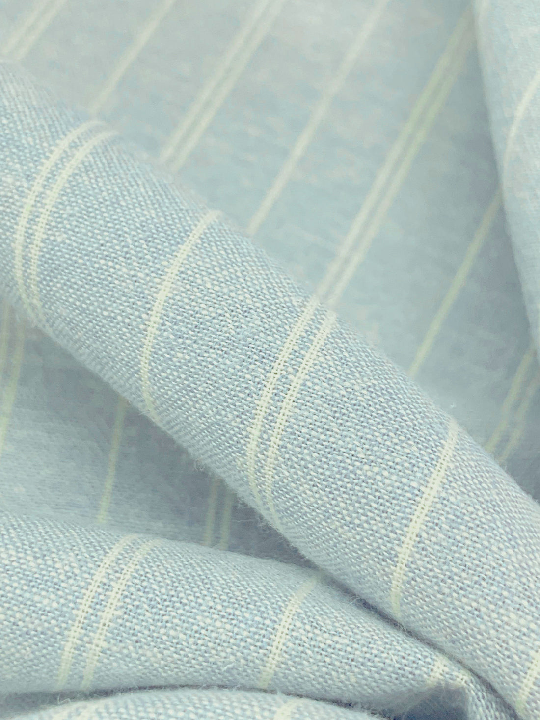 Pale Sky Blue/Off-White Hemp/Organic Cotton Vertical Stripe Chambray Shirting 56W
