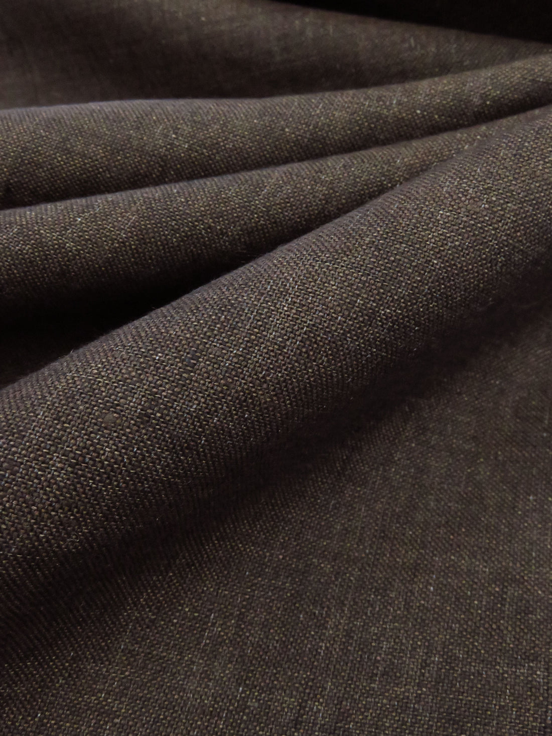 Umber Brown 100% Linen Cross-Dyed Shirt Weight Woven 58W