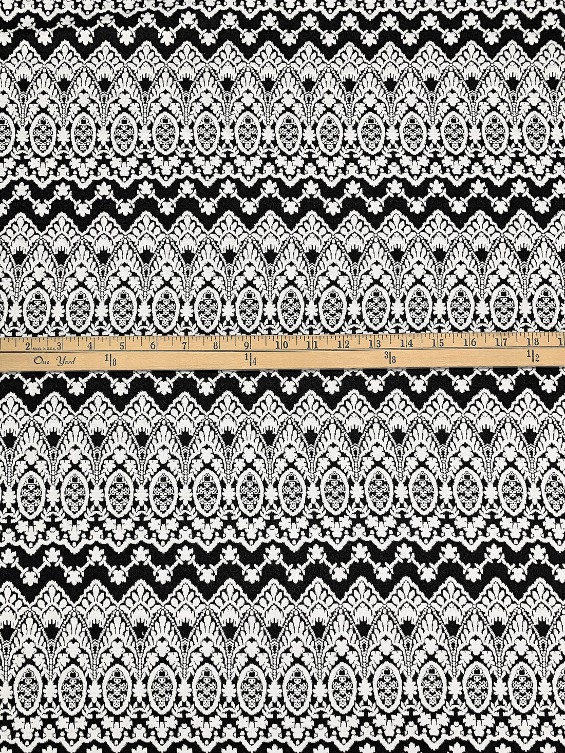 White/Black Polyester/Lycra Horizontal Stylized Scallop Design Jacquard Double Knit 58W