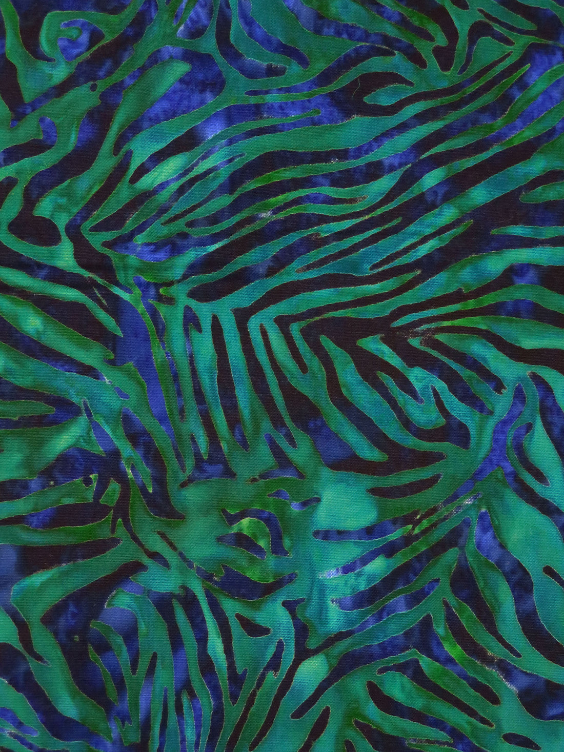 Teal/Dark Green/Midnight Blue/Multi 100% Cotton Animal Artisan Batiks Jungle Dreams - Robert Kaufman - 44W