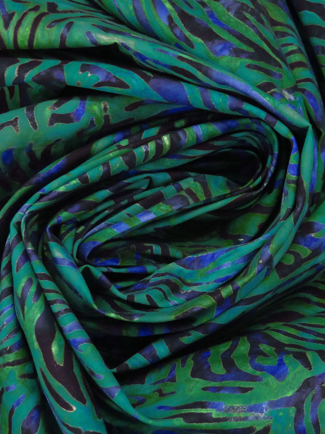 Teal/Dark Green/Midnight Blue/Multi 100% Cotton Animal Artisan Batiks Jungle Dreams - Robert Kaufman - 44W