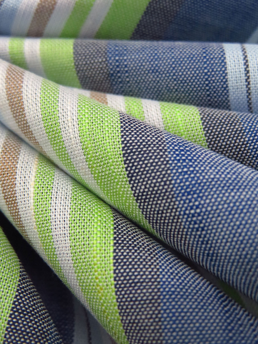 Dark Blue/White/Pistachio/Multi 100% Cotton Vertical Stripe Yarn-Dyed Weave Shirting 56W