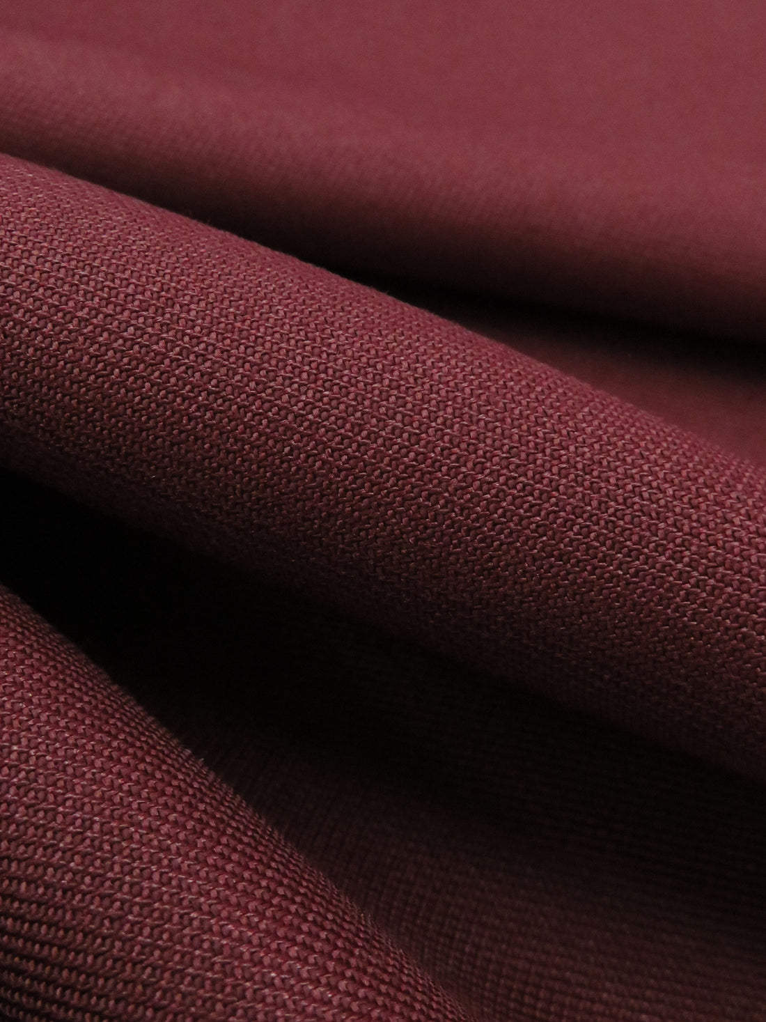 Brick Red Polyester/Wool Diamond Weave Suiting - Fabian Couture - 60W