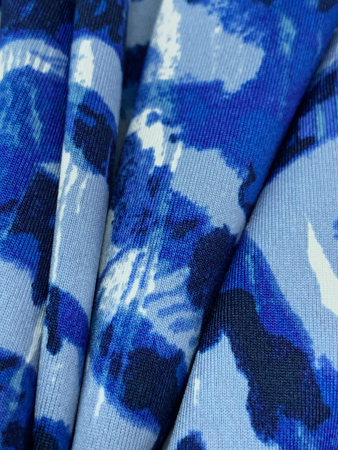 Sapphire/Pale Cerulean/White Polyester/Lycra Abstract Print Activewear Knit 58W