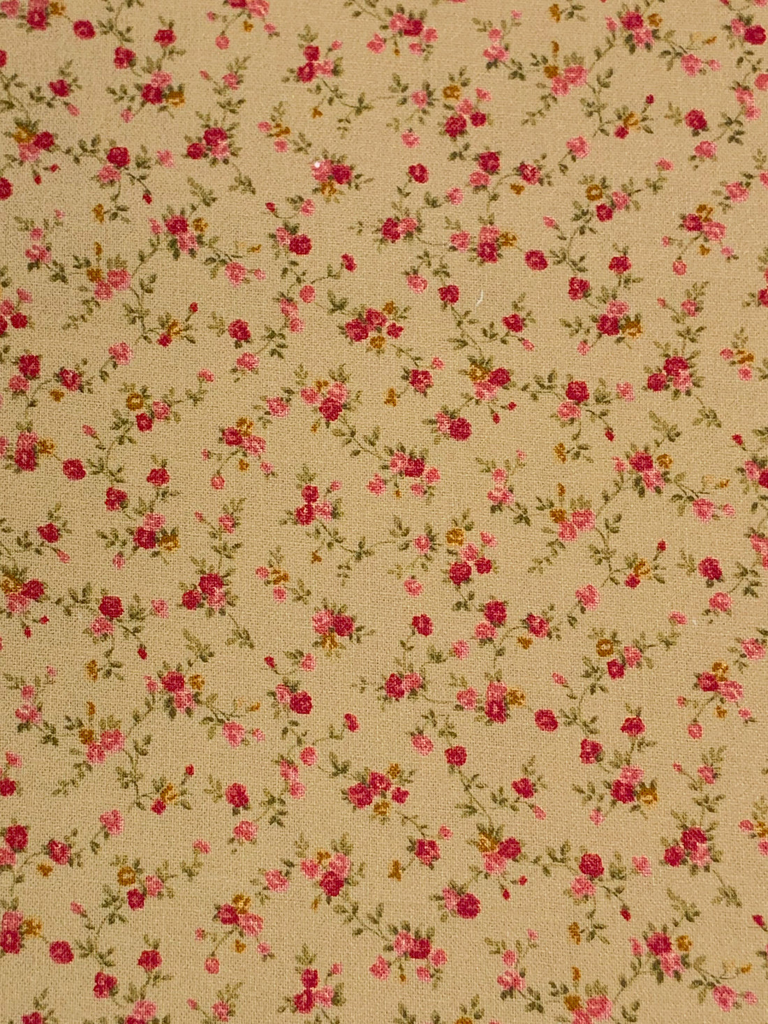 Camel/Dark Carmine Red 100% Cotton Ditsy Floral Print Quilt Weight Woven 42W