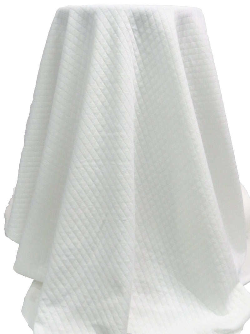 White Polyester/Cotton Quilted Diamond Double Knit 50W