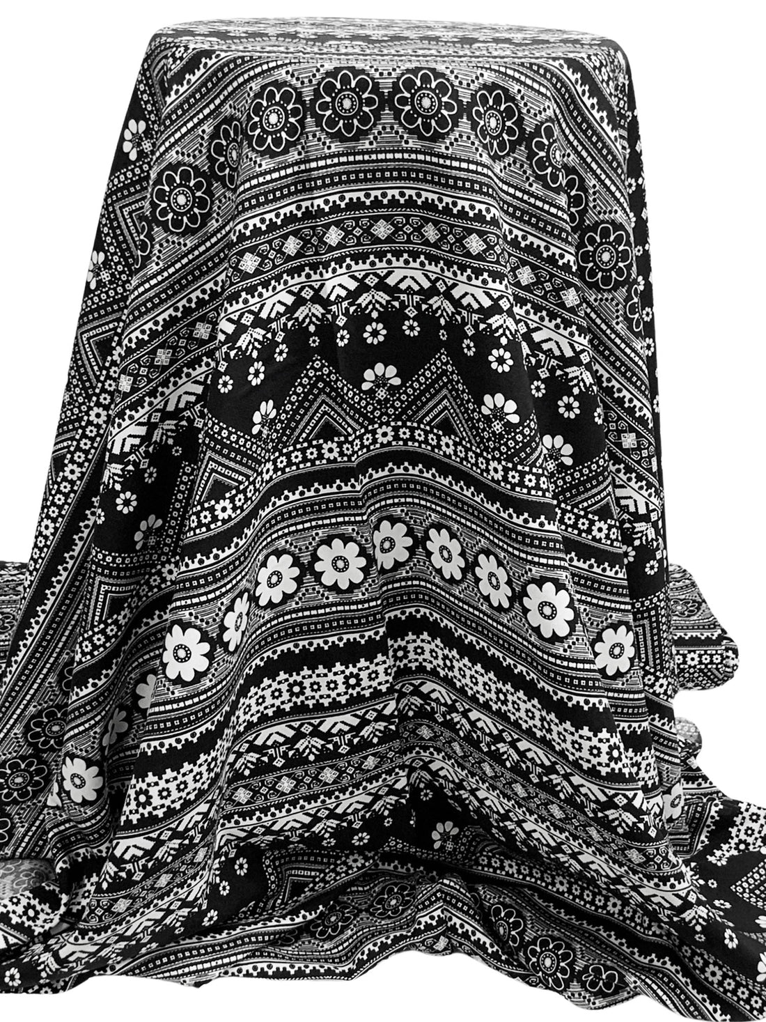 Black/White 100% Rayon Horizontal Stylized Floral Print Challis 55W