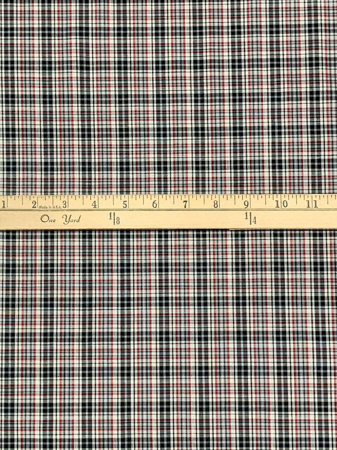Off-White/Black/Chestnut Red 100% Cotton Yarn-Dyed Plaid Shirting 58W
