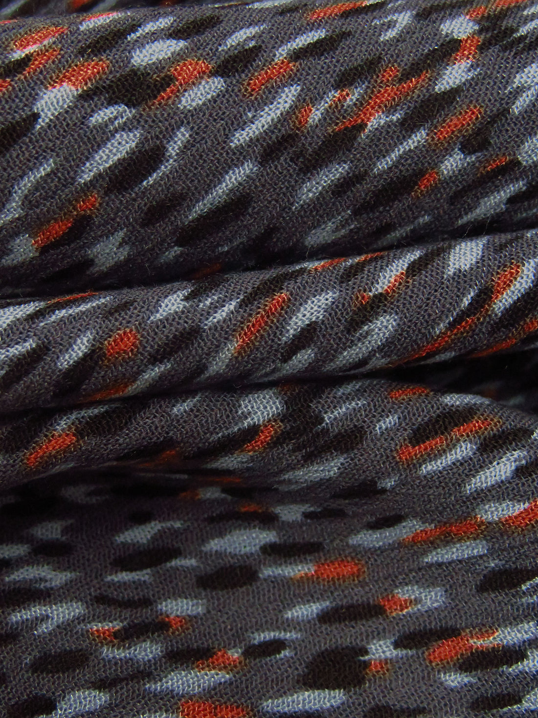 Dark Slate/Black/Rust/Blue Gray 100% Rayon Falling Dashes Print Crinkle Challis 52W