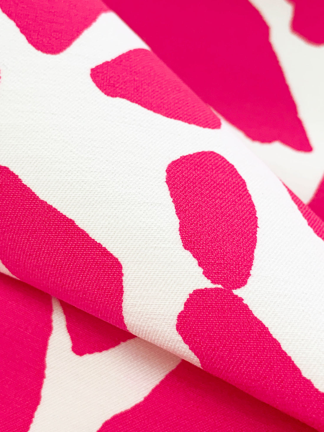 Cerise/White Rayon/Nylon/Lycra Abstract Mosaic Print Stretch Bengaline Suiting 57W