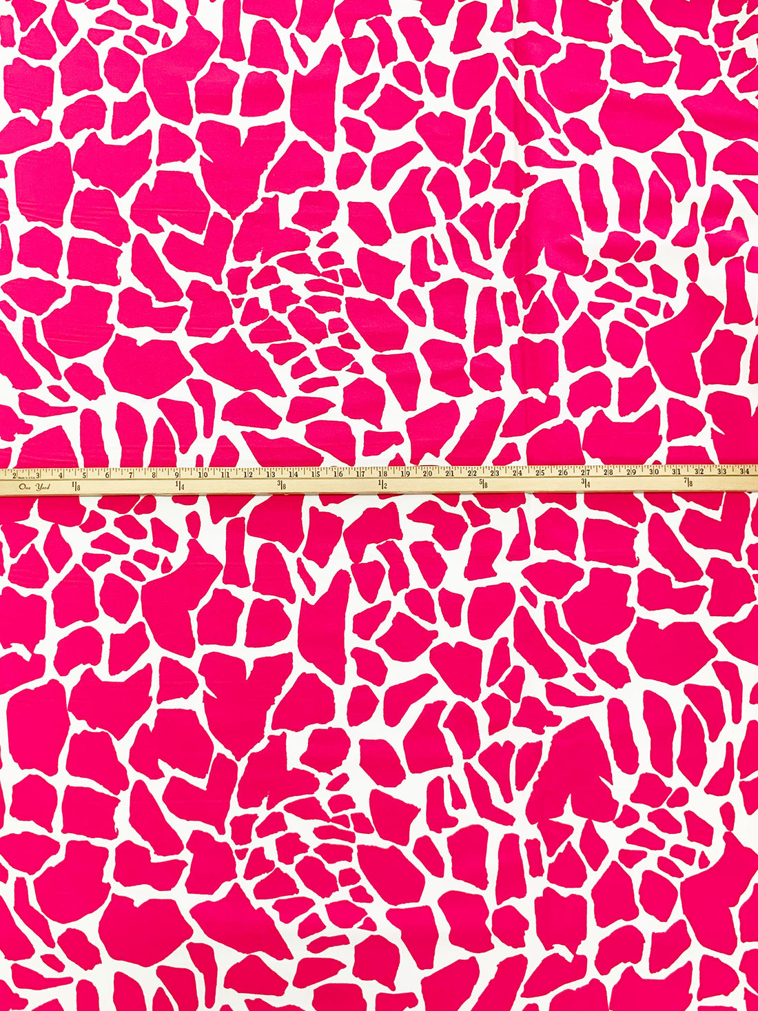 Cerise/White Rayon/Nylon/Lycra Abstract Mosaic Print Stretch Bengaline Suiting 57W