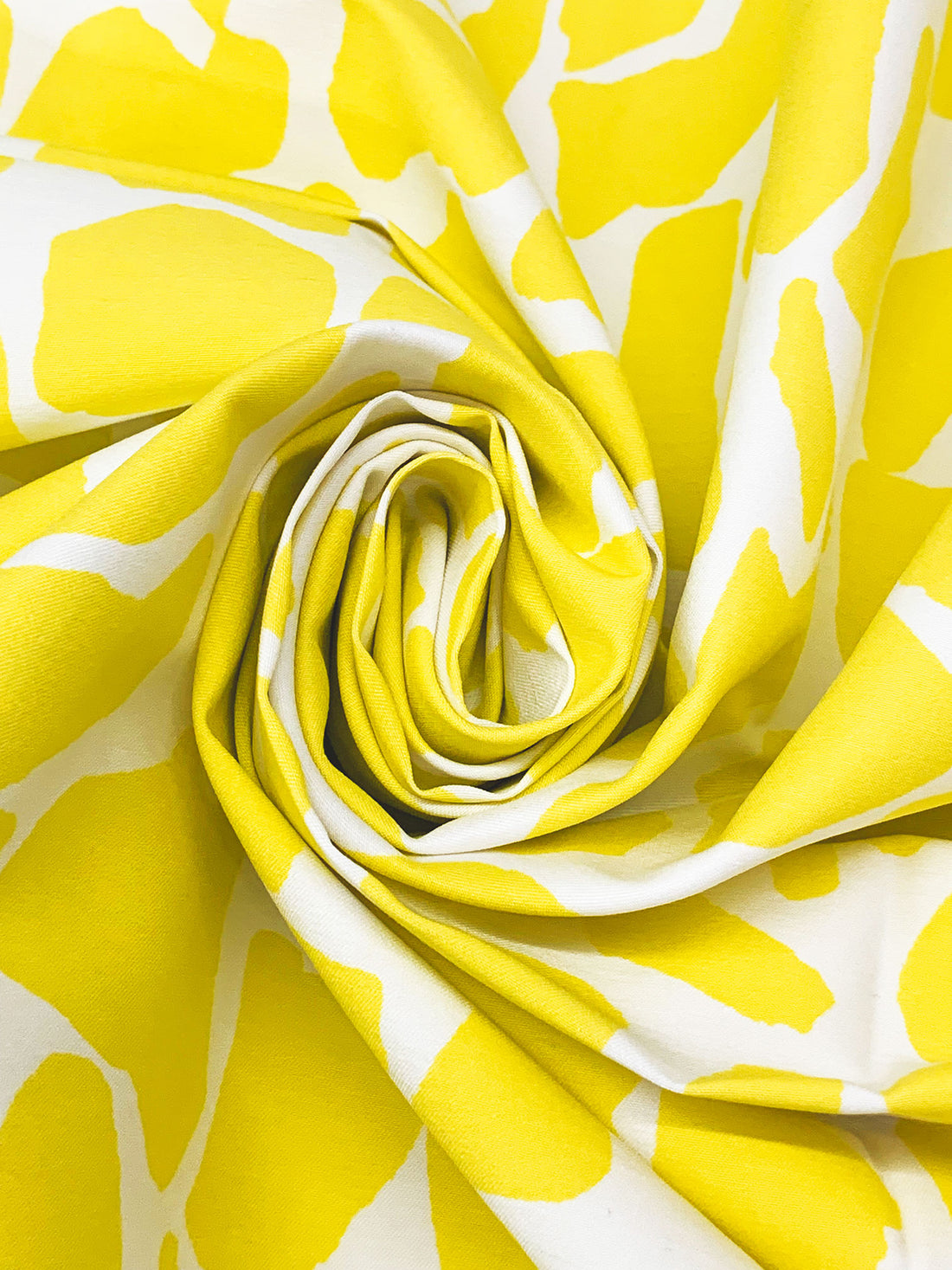 Yellow/White Rayon/Nylon/Lycra Abstract Mosaic Print Stretch Bengaline Suiting 56W