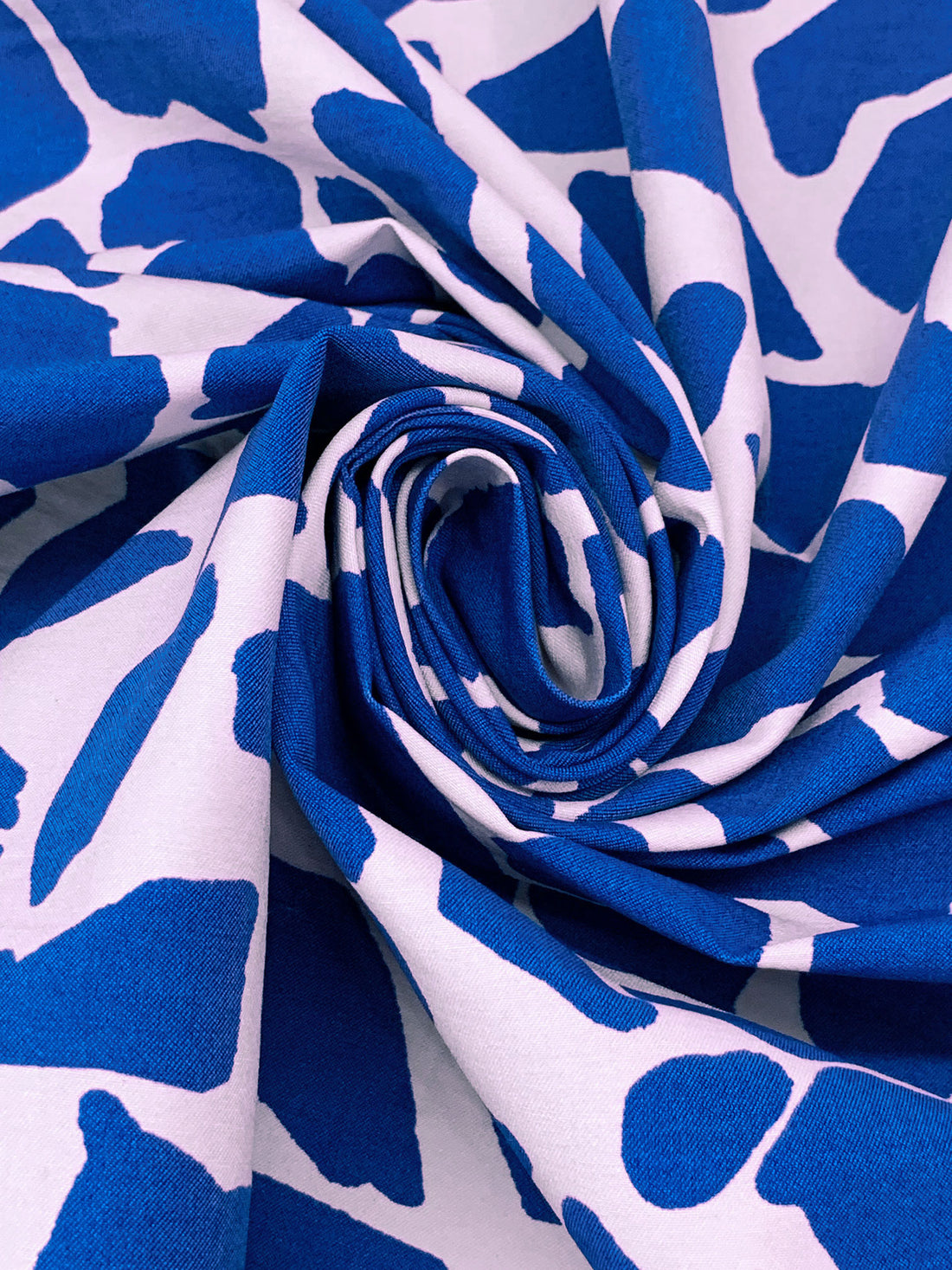Cobalt Blue/Dusty Lilac Rayon/Nylon/Lycra Abstract Mosaic Print Stretch Bengaline Suiting 56W