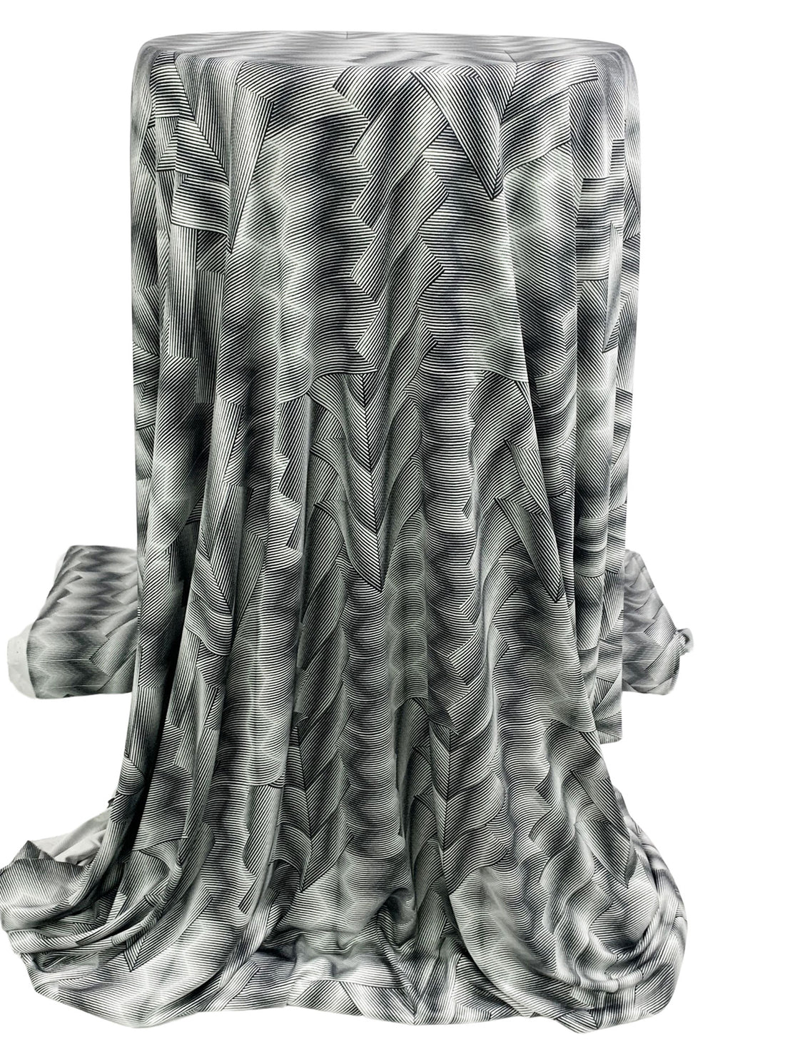 Black/Off-White 100% Rayon Zig-Zag Geometric Lines Print Interlock Knit - Imported From Italy - 49W
