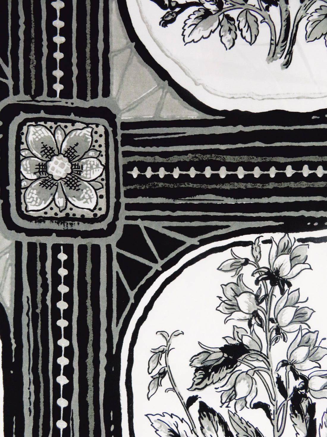 Black/White/Dolphin Gray 100% Cotton Framed Floral Print Poplin Shirting - NY Designer - 57W