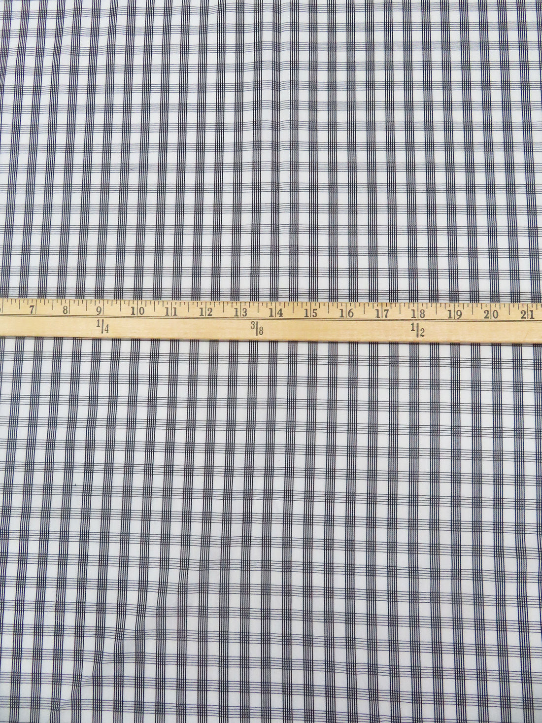 Black/White 100% Cotton Plaid Weave Yarn-Dyed Shirting - NY Designer - 59W