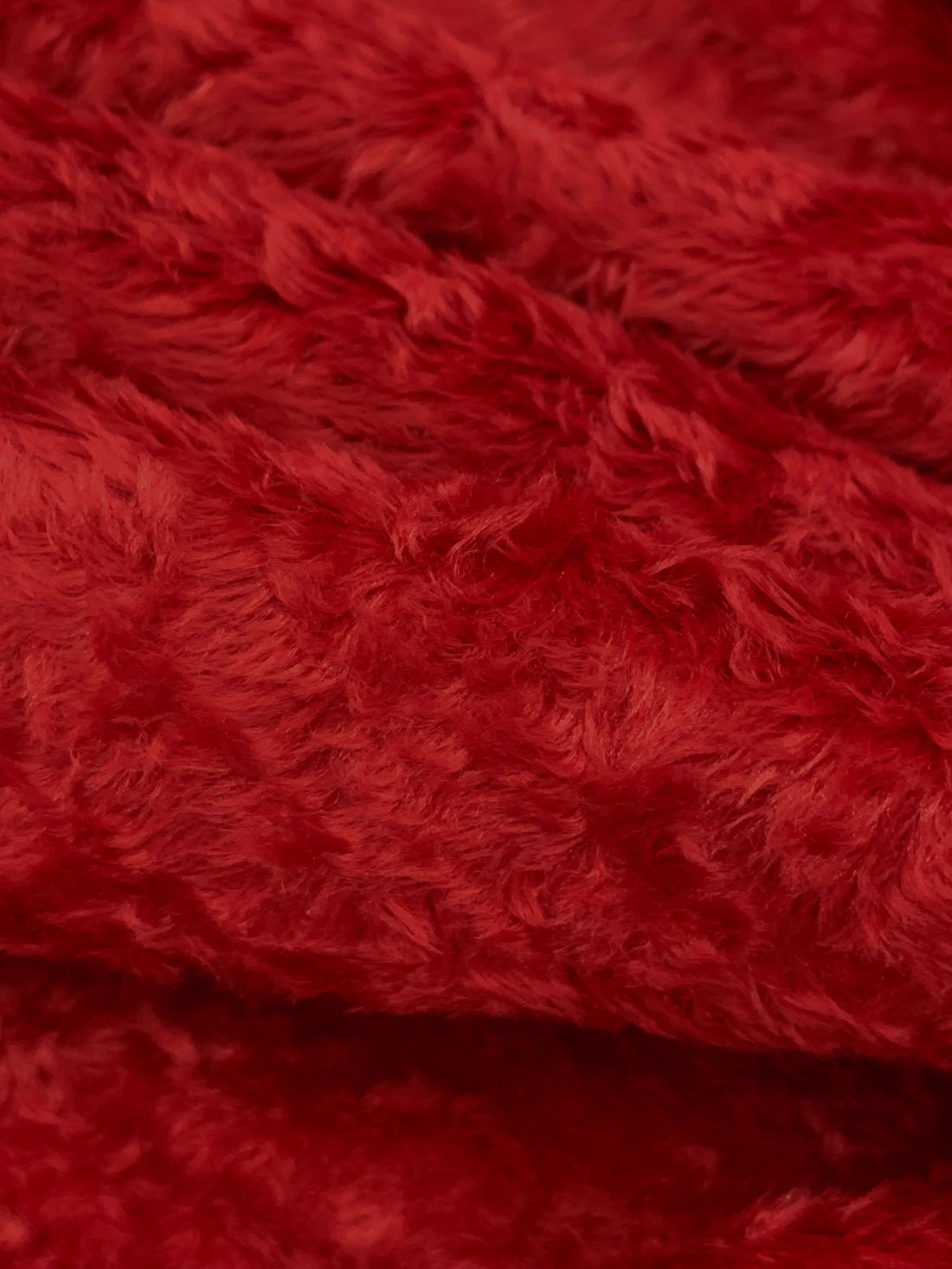 Inferno Red 100% Polyester Velboa Faux Fur 61W
