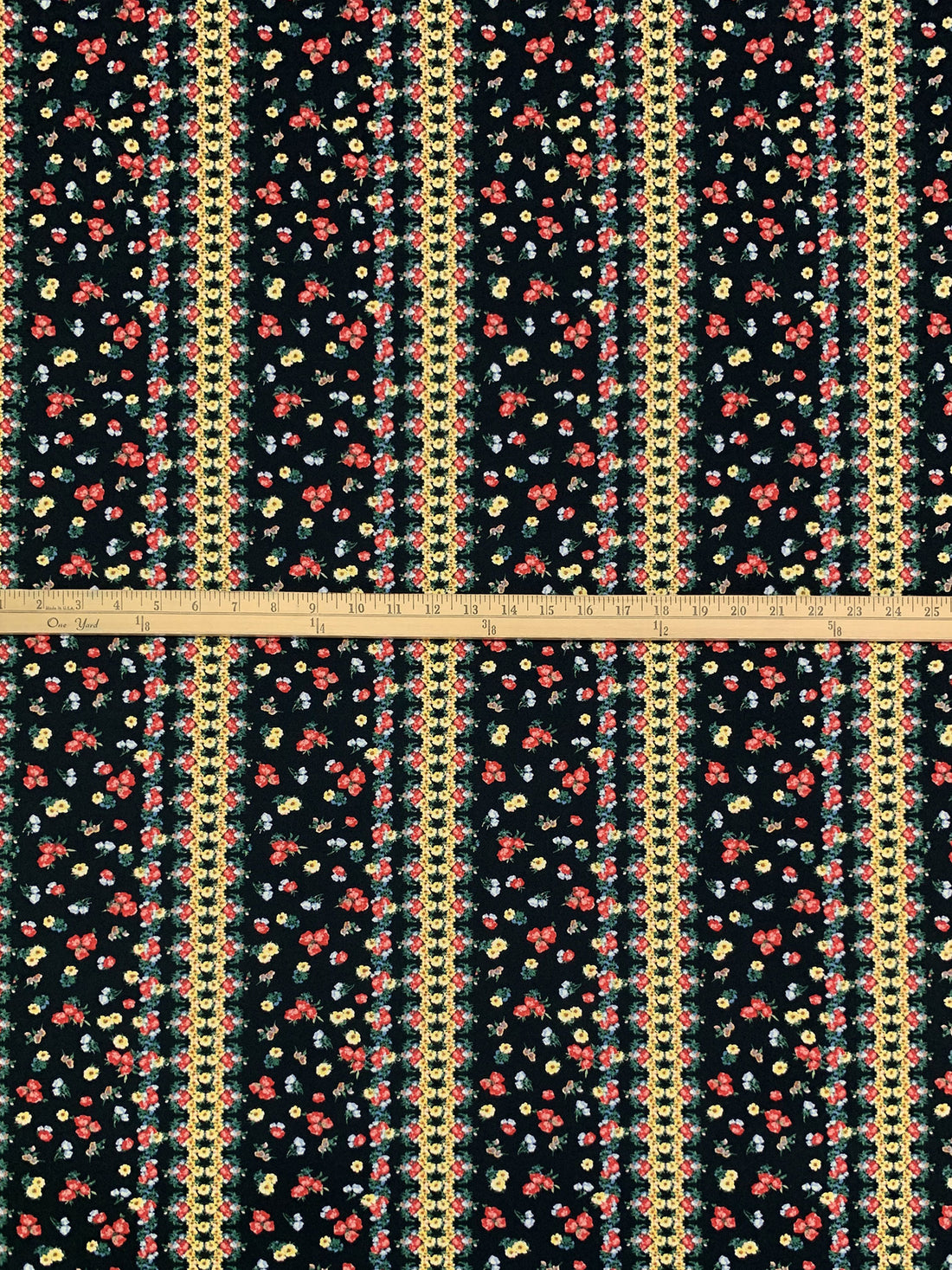 Black/Straw/Persian Red/Multi Polyester/Lycra Vertical Ditsy Floral Print Double Brushed Knit 60W