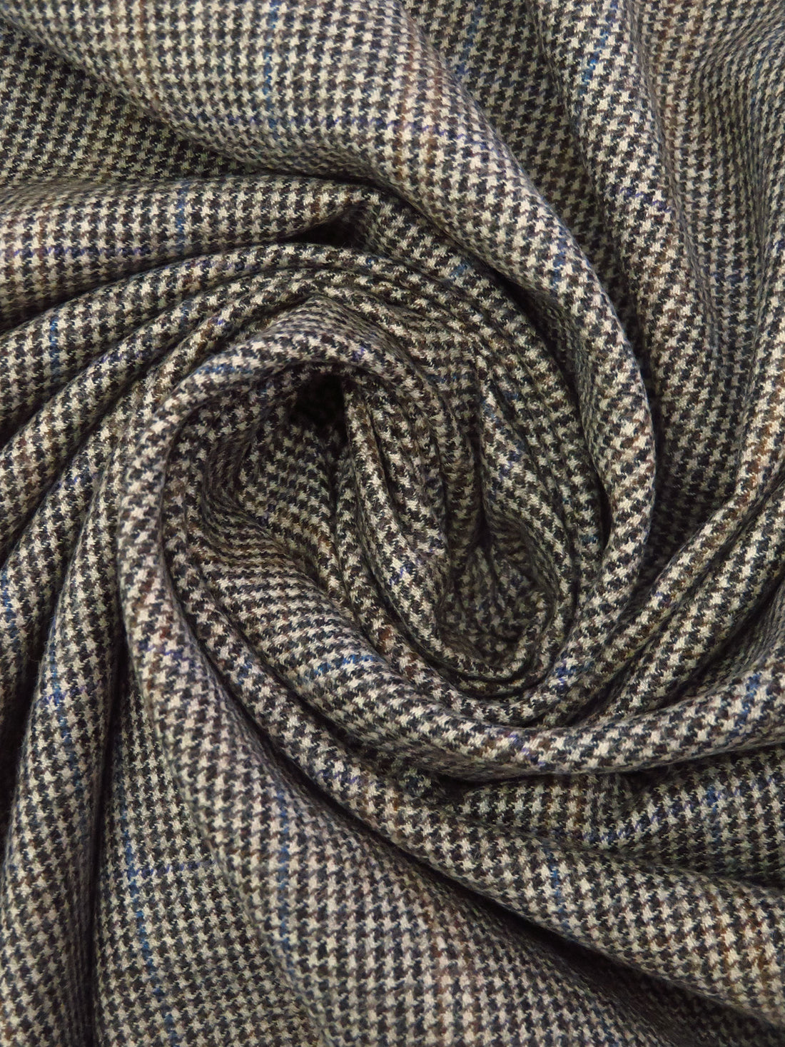 Grullo/Dark Chocolate/Dark Cornflower/Multi 100% Worsted Wool Mini Houndstooth Plaid Flannel Suiting 60W