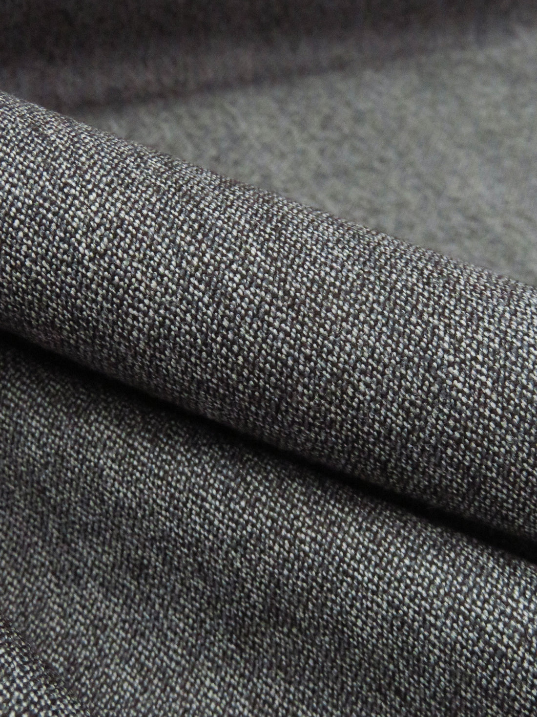 Shark Gray 100% Worsted Wool Heathered Suiting 60W