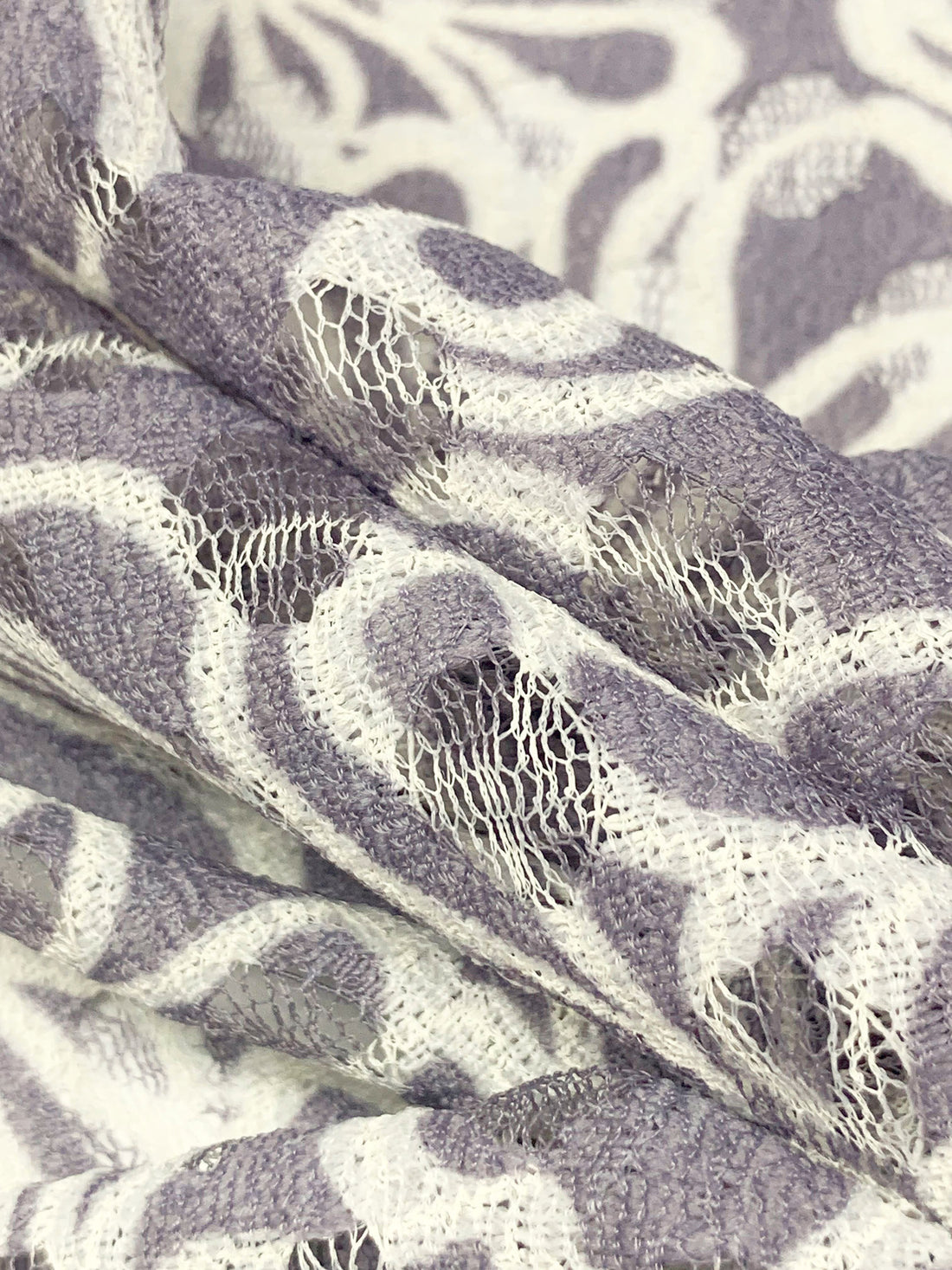 Dark Lavender/Off-White 100% Polyester Floral Lace 52W