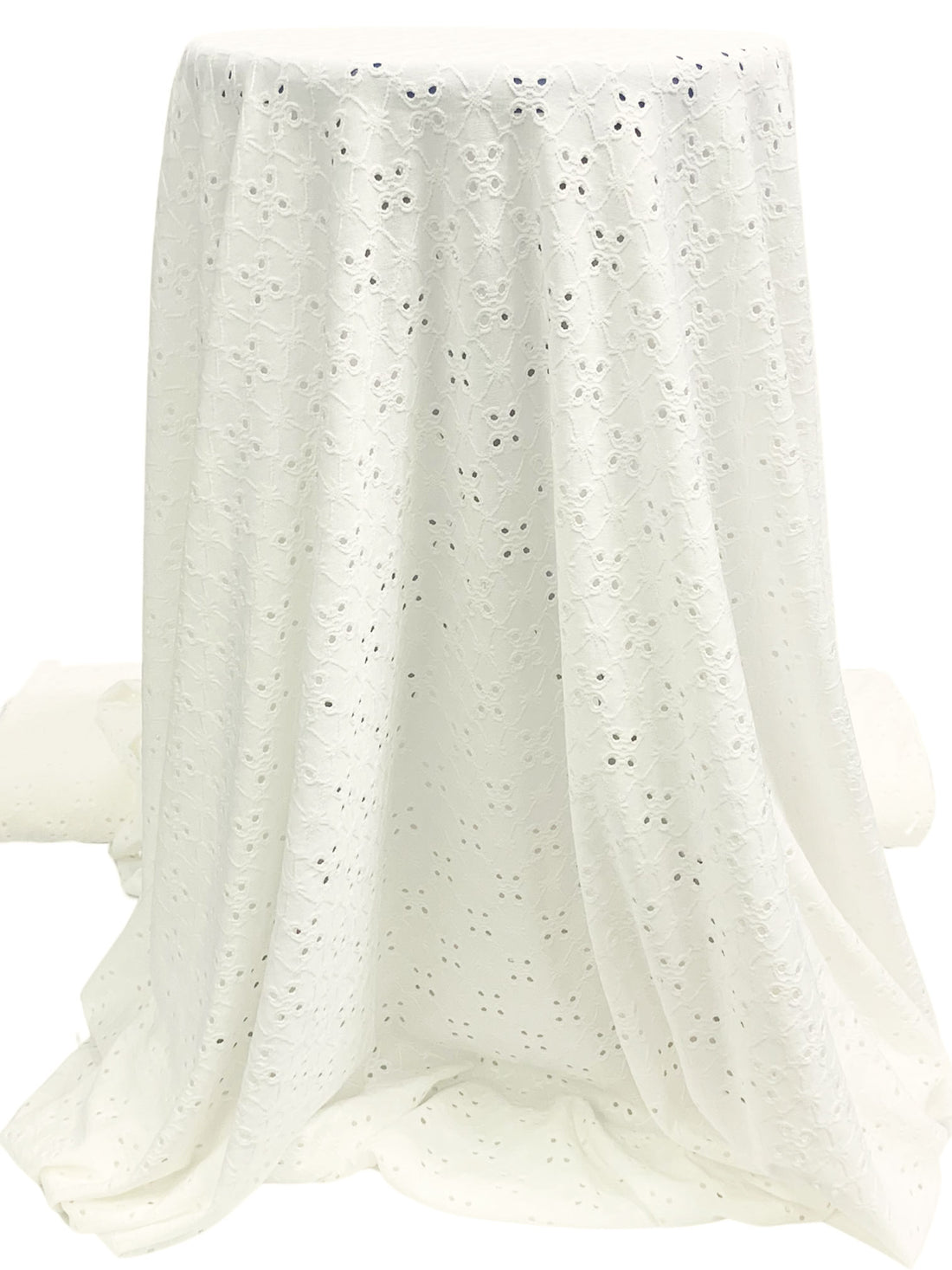 Eggshell Polyester/Lycra Ogee Diamond Eyelet Knit 58W