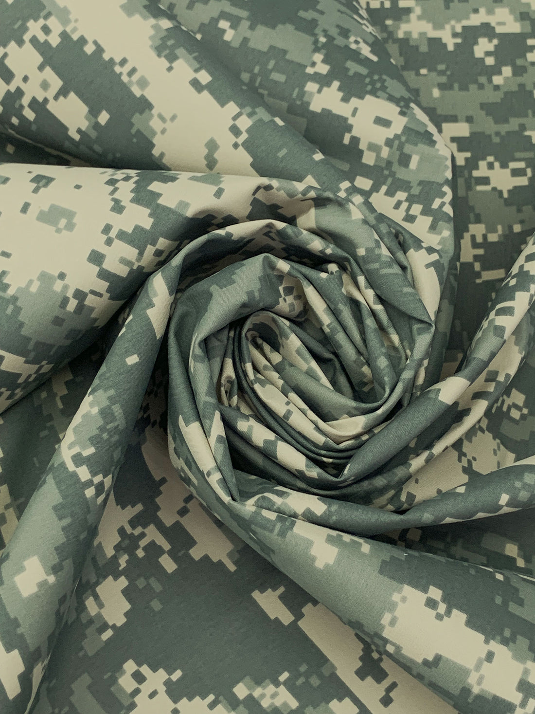 Muted Moss/Deep Northwest Green/Axolotl 100% Nylon Camouflage Print Water Repellent Gore Tex Woven 56W