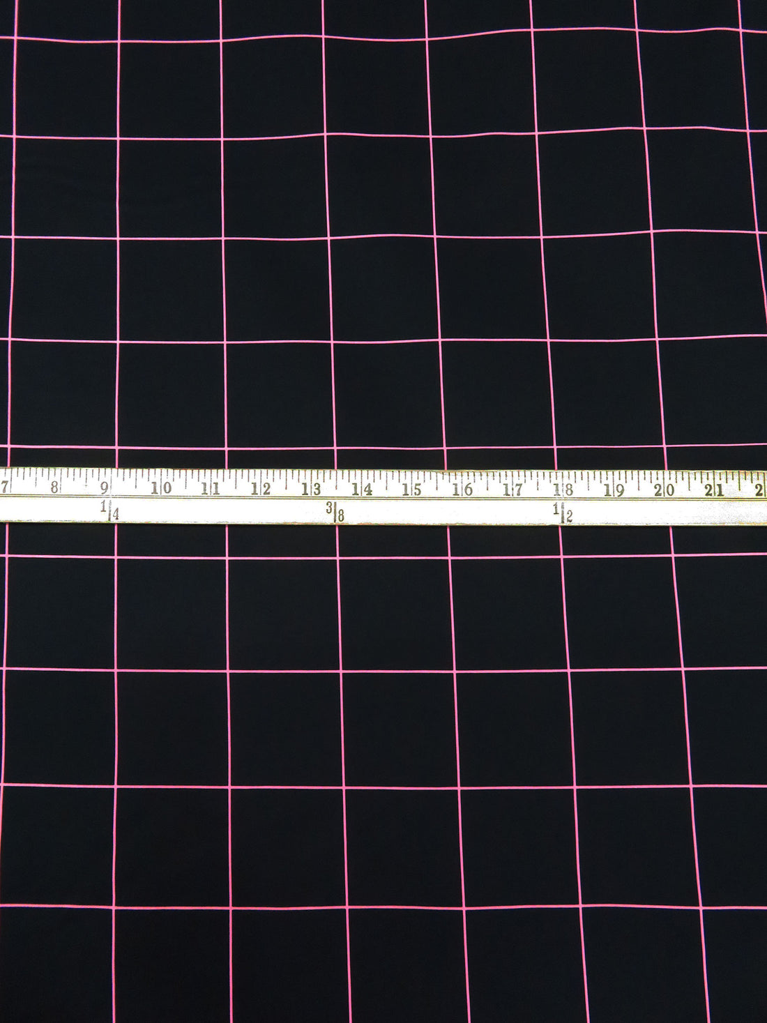 Black/Flamingo Pink Cotton/Lycra Grid Print Stretch Poplin Shirting 58W
