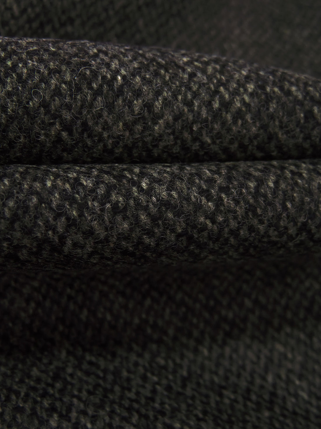 Black/Middle Gray 100% Wool Novelty Tweed Flannel Suiting - NY Designer - 60W