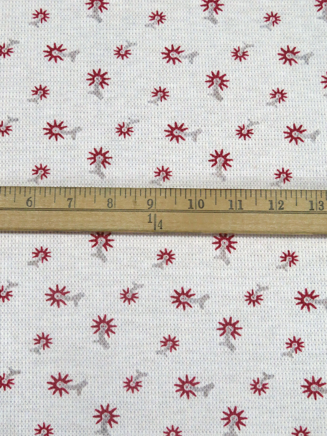 White/Garnet Rayon/Polyester Abstract Floral Print Burnout Waffle Knit 51W