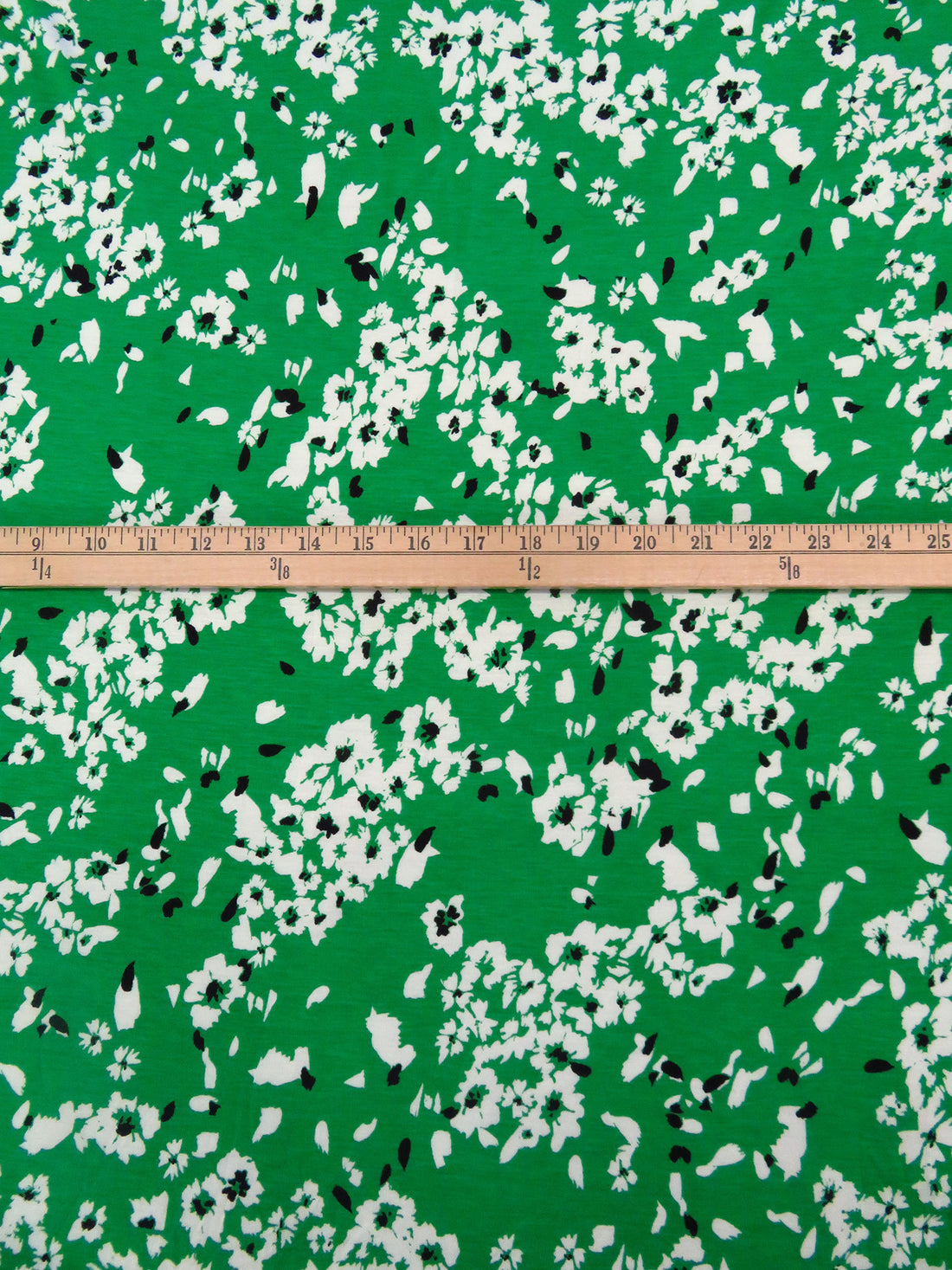 Irish Green/Black/White Rayon/Lycra Abstract Floral Print Jersey Knit 64W