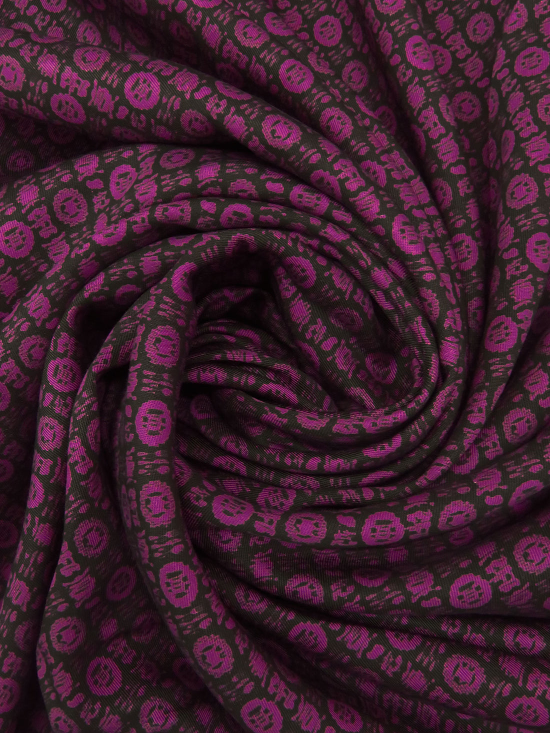 Warm Black/Dark French Plum 100% Rayon Abstract Medallion Print Twill - NY Designer - 60W