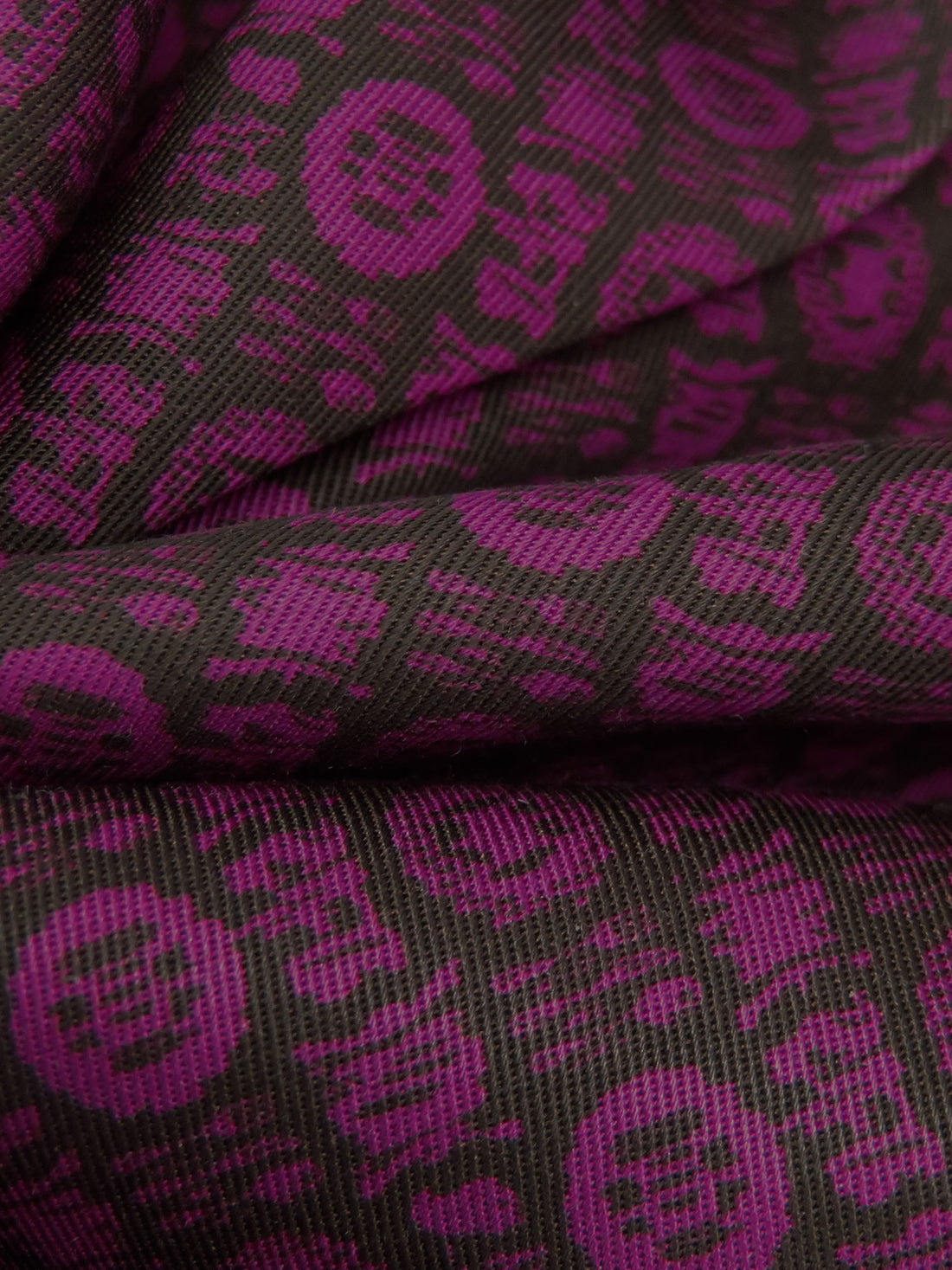 Warm Black/Dark French Plum 100% Rayon Abstract Medallion Print Twill - NY Designer - 60W