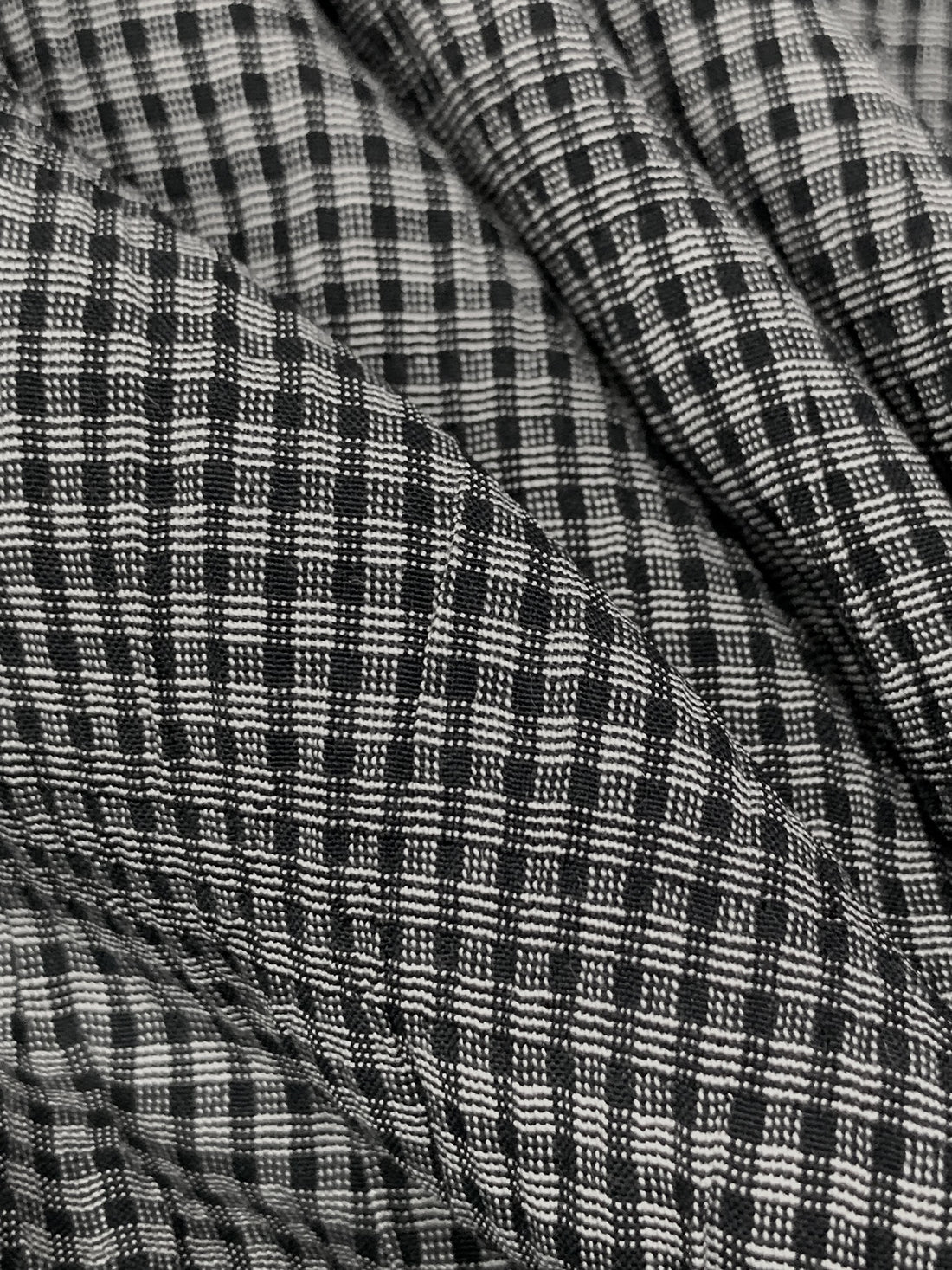 Muted Black/Silvery White Polyester/Rayon/Lycra Horizontal Gingham Stripe Weave Seersucker 61W