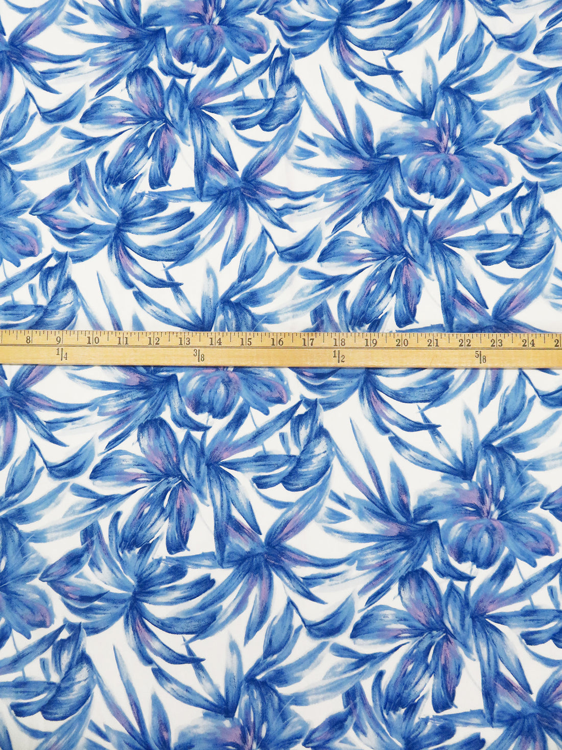 Cornflower/Lilac/White/Multi 100% Cotton Painterly Floral Print Sateen Shirting - NY Designer - 58W