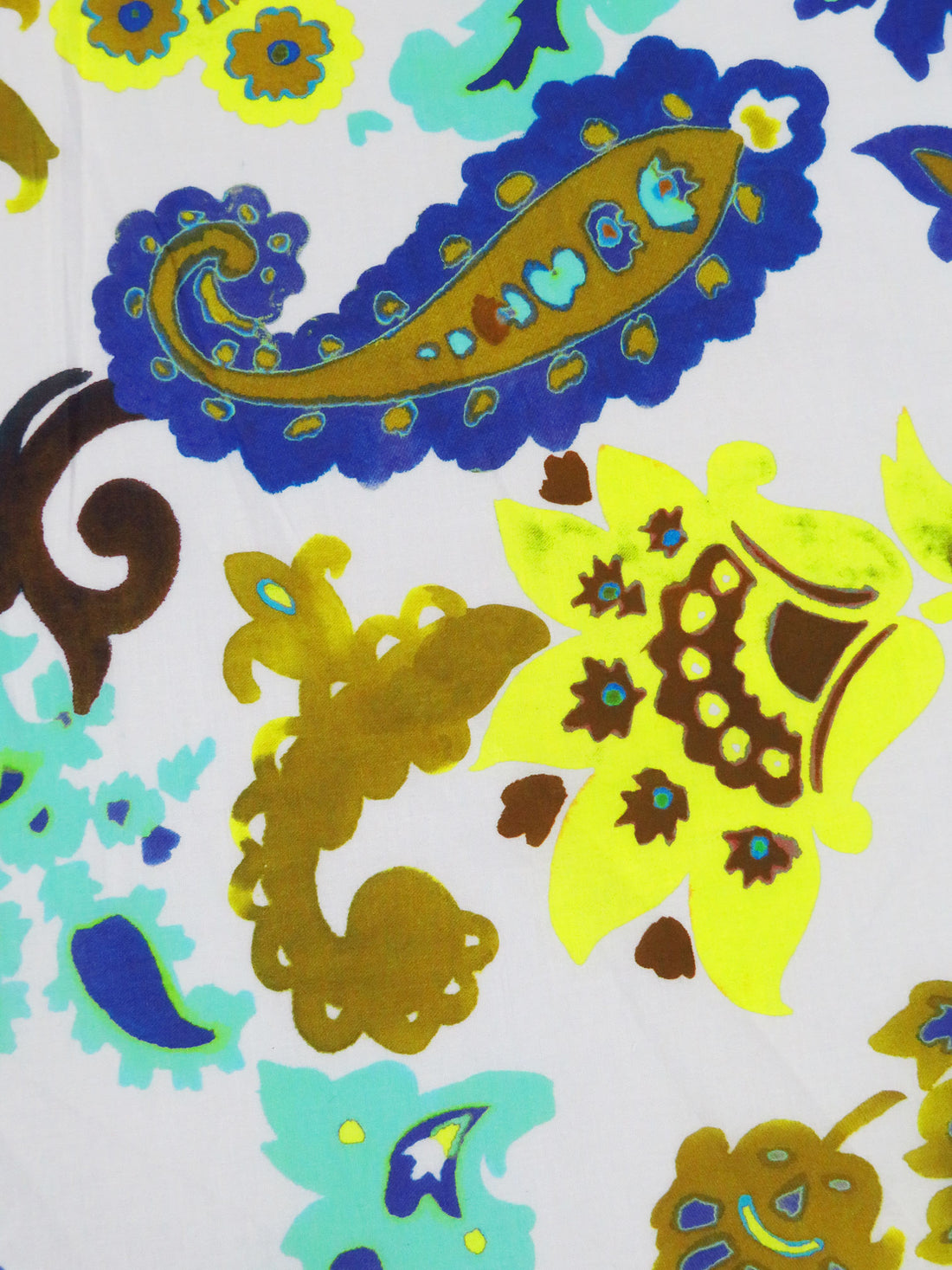 White/Bitter Lemon/Turquoise/Multi 100% Cotton Large Paisley Print Lawn - NY Designer - 54W