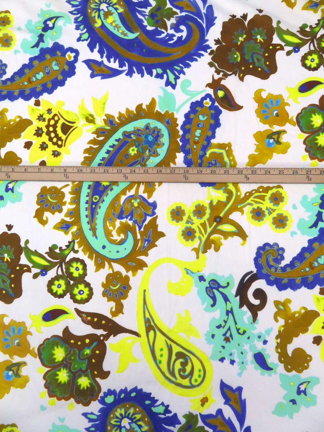 White/Bitter Lemon/Turquoise/Multi 100% Cotton Large Paisley Print Lawn - NY Designer - 54W