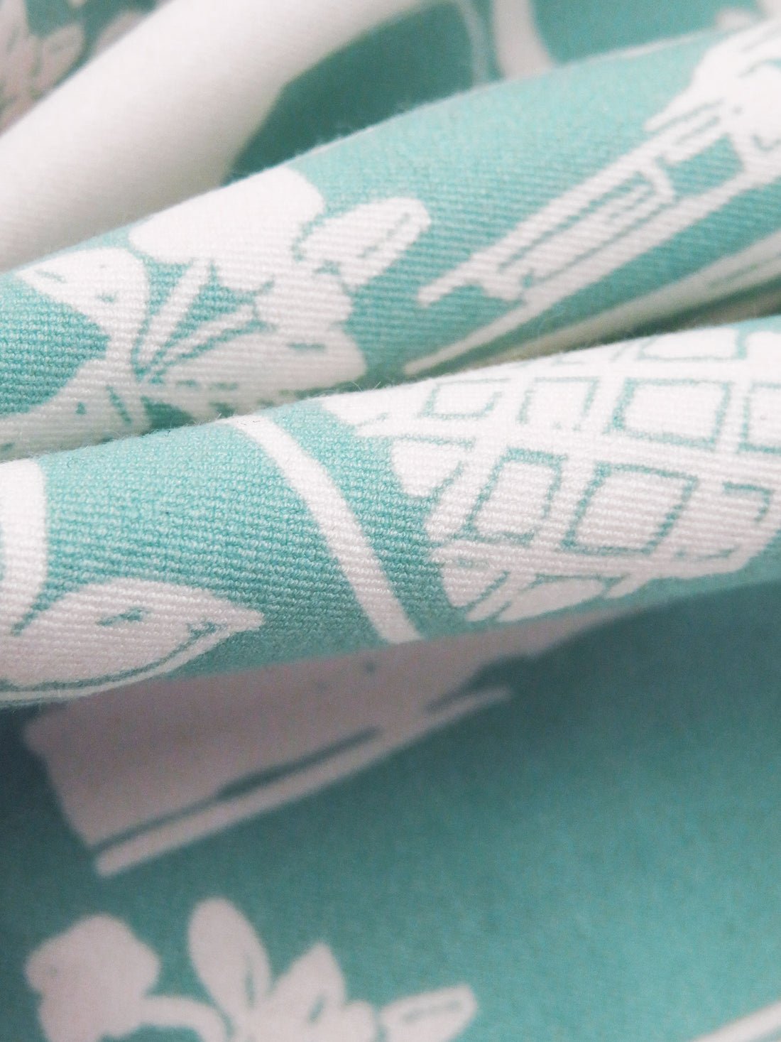 Light Dusty Teal/White Rayon/Nylon/Lycra Moroccan Holiday Print Stretch Twill Bottom Weight Woven - NY Designer - 54W