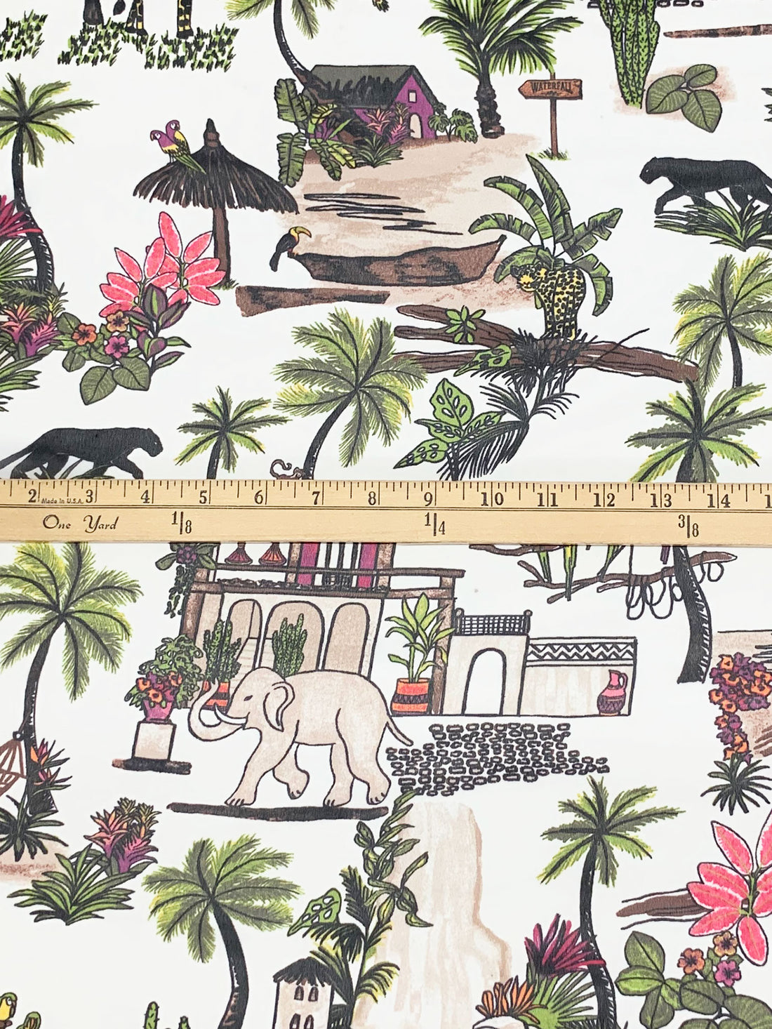 White/Pomelo/Black/Multi 100% Polyester Animal Kingdom Print Chiffon 59W