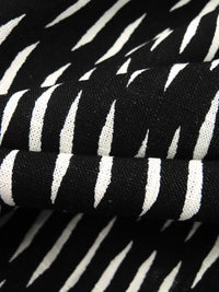 Black/Off-White Rayon/Linen Abstract Dash Print Shirt Weight Woven 53W