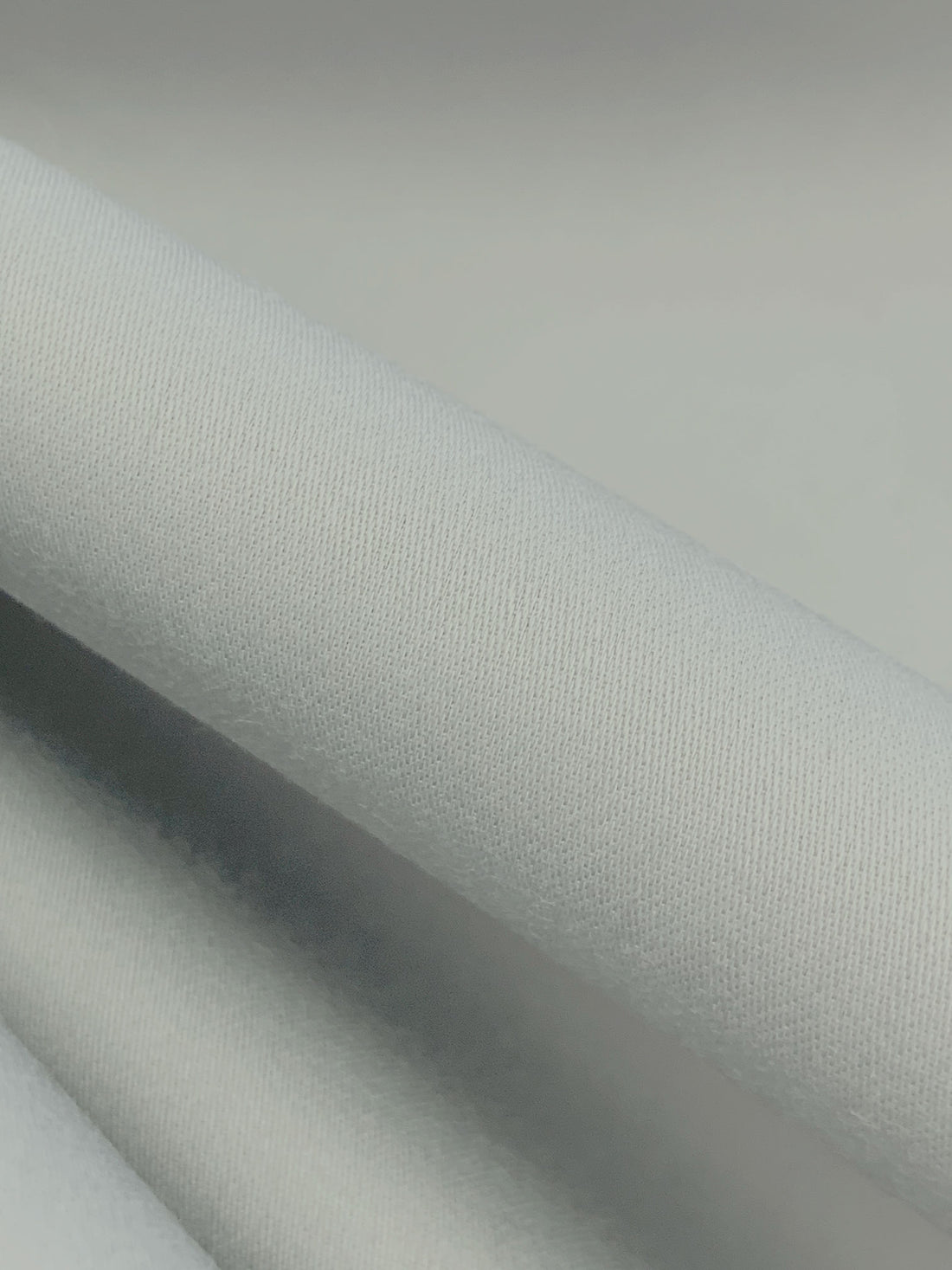 Silver Gray 100% Cotton Sateen Shirting 58W