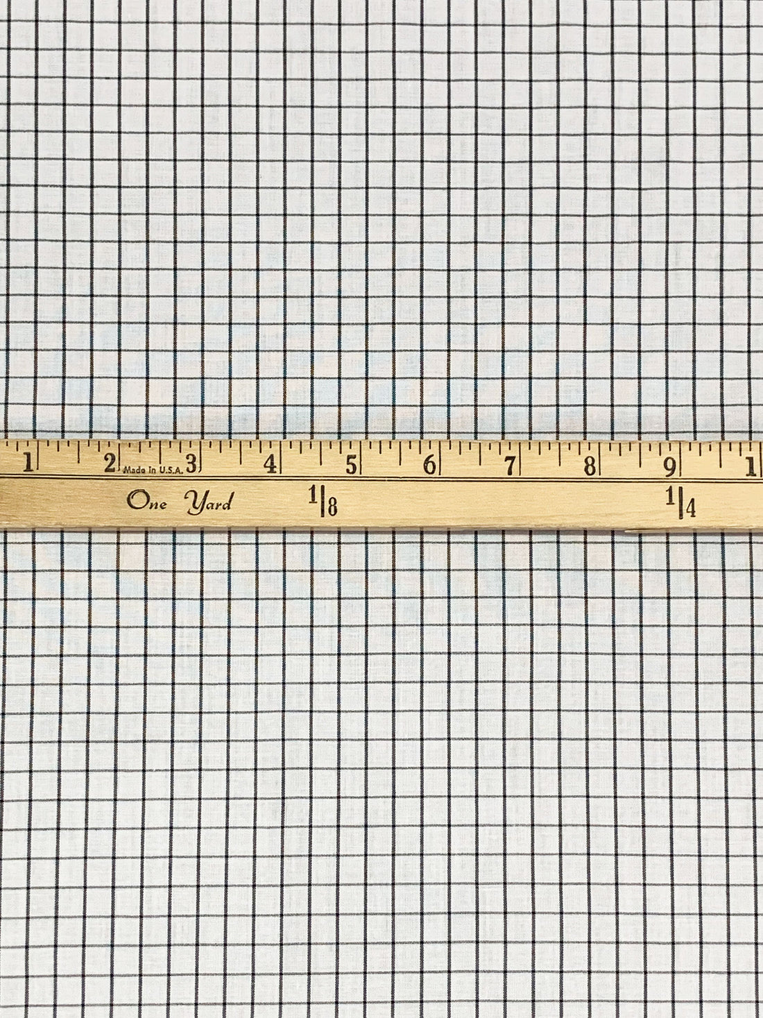 White/Black 100% Cotton Yarn-Dyed Windowpane Plaid Shirting - Robert Kaufman - 44W