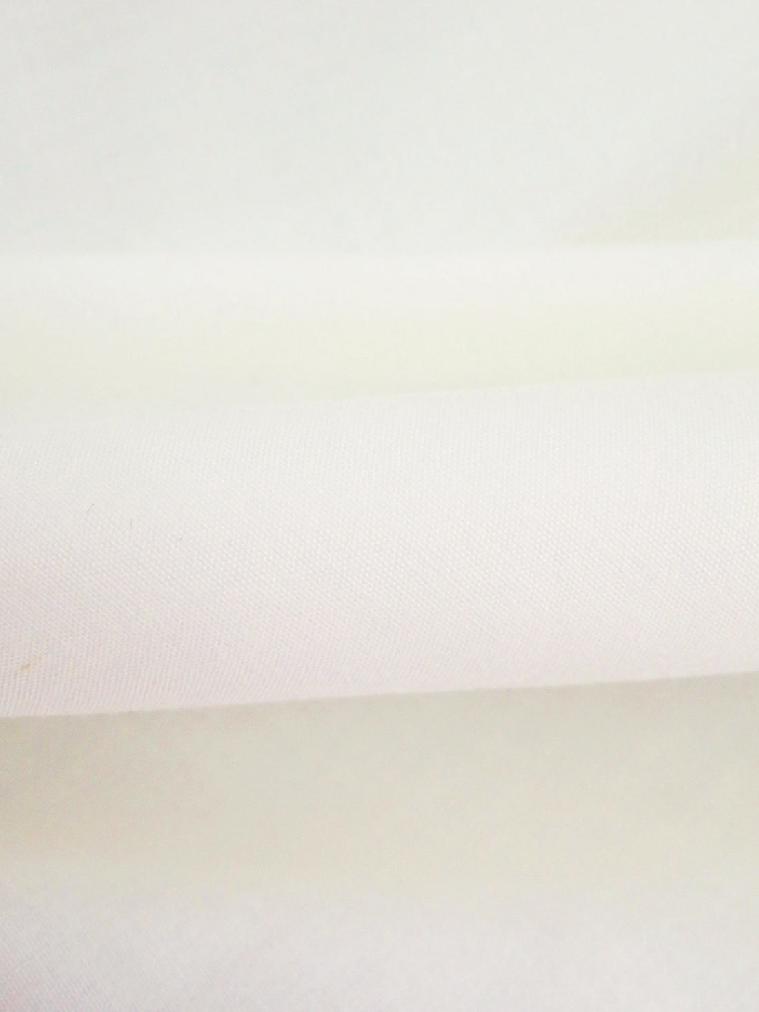 SOLD AS IS ONLY - Warm White Polyester/Cotton Broadcloth 42W