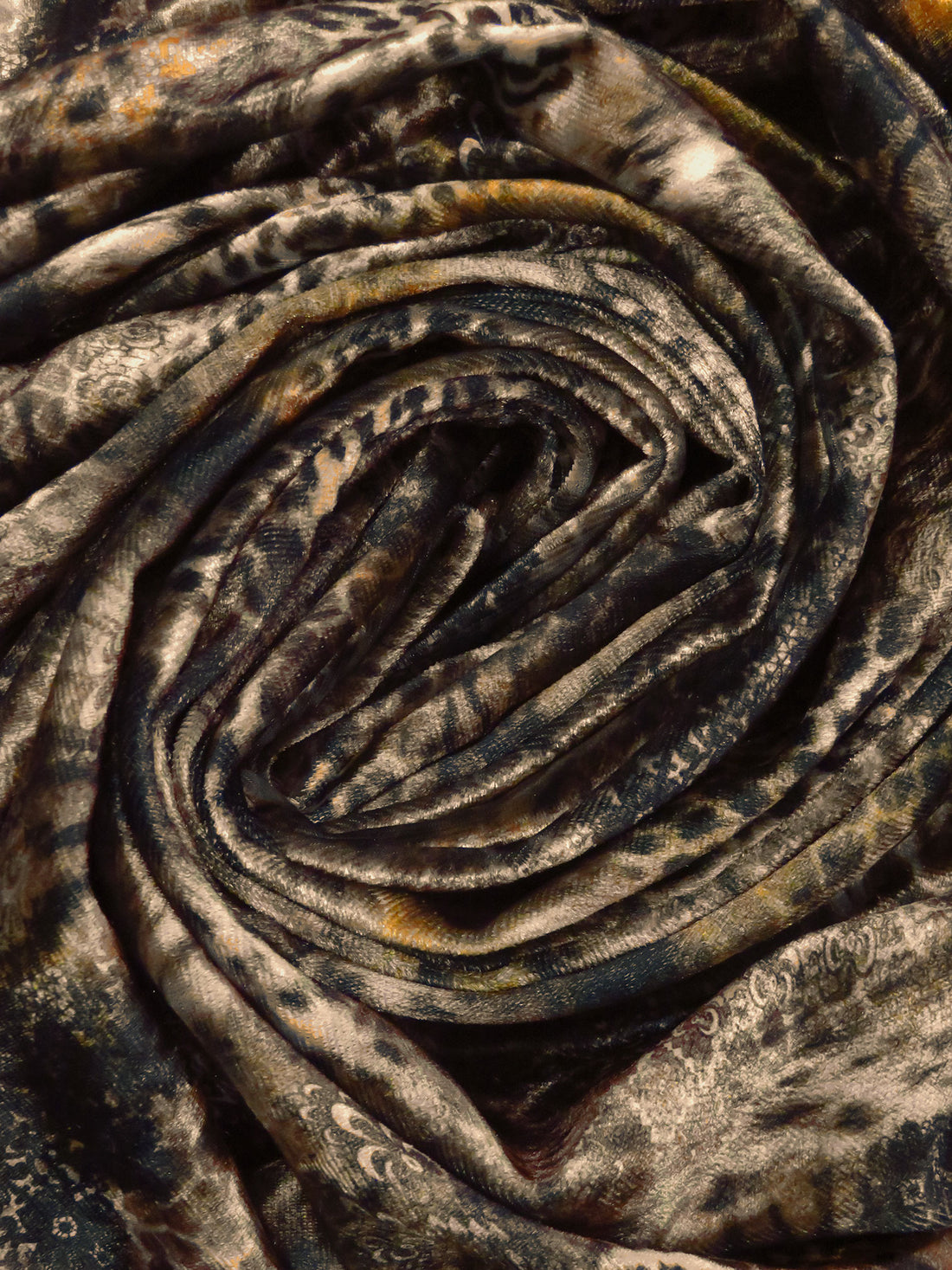 Black/Beige/Bronze Orange Polyester/Lycra Abstract Animal Print Stretch Velvet Knit 58W