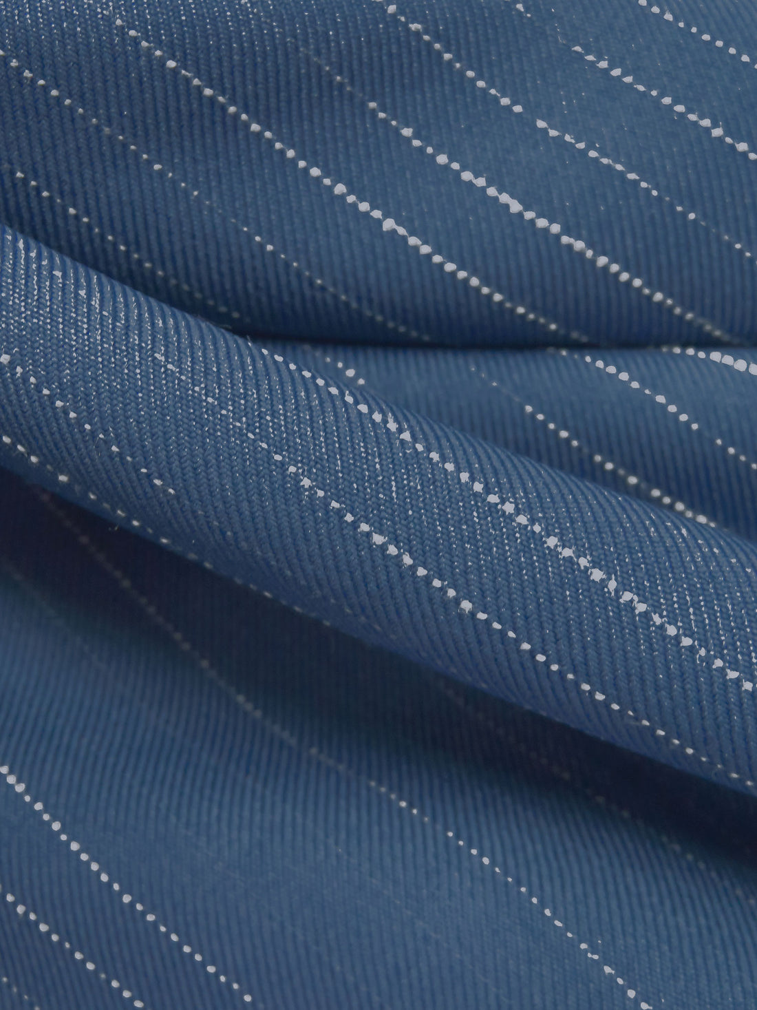 Queen Blue/White 100% Polyester Horizontal Broken Stripe Weave Drapey Twill Suiting 58W