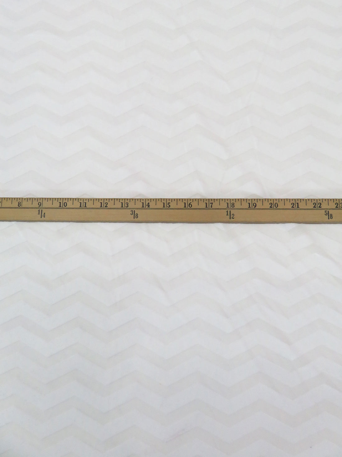 Daisy White Polyester/Lycra Zig Zag Burnout Velvet Knit 54W