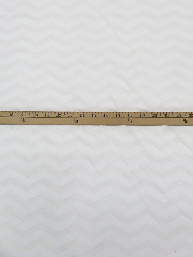 Daisy White Polyester/Lycra Zig Zag Burnout Velvet Knit 54W